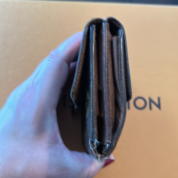 Authentic Louis Vuitton Monogram Double Sided Wallet - Picture 3 of 11
